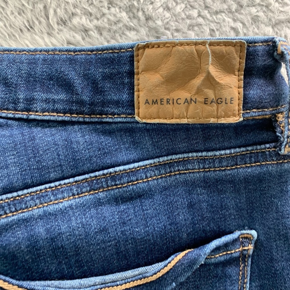 American Eagle Super Hi Rise Flare Jeans Womens Size 14 Blue 32x30 - Picture 9 of 11
